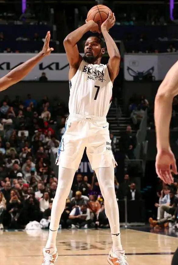 杜兰特巅峰对决，穆雷与90激战澳大利亚队分钟，高光表现胜负难料！的简单介绍九游互动体验